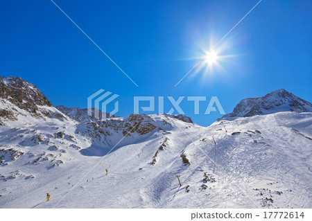 Mountains ski resort - Innsbruck Austria 17772614