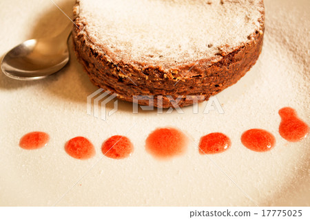 Fondant. Fondant. 17775025