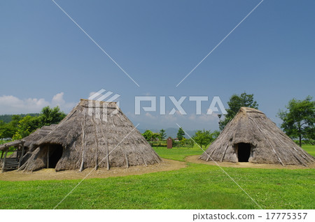 Nagano Prefecture Shiojiri City National Historic Site Hiraizu Archaeological Site (Jomon - Yayoi - Kofun ~ Hei Age Village Trace) Reproduction of Residences and Villages in the Jomon Period Nagano Prefecture Shiojiri City National Historic Site Hiraizu Archaeological Site (Jomon - Yayoi - Kofun ~ Hei Age Village Trace) Reproduction of Residences and Villages in the Jomon Period 17775357