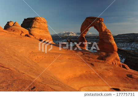 Delicate arches Delicate arches 17775731