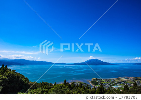 從金光灣和櫻島眺望的壯麗景色_國分城山公園 從金光灣和櫻島眺望的壯麗景色_國分城山公園 17793705
