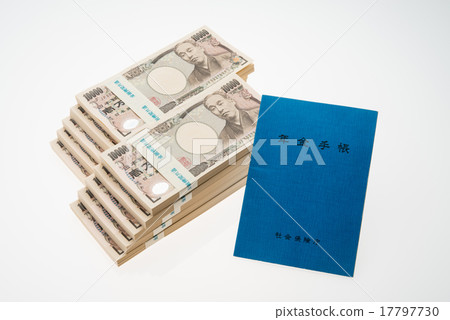 養老金筆記本和紙捆 養老金筆記本和紙捆 17797730