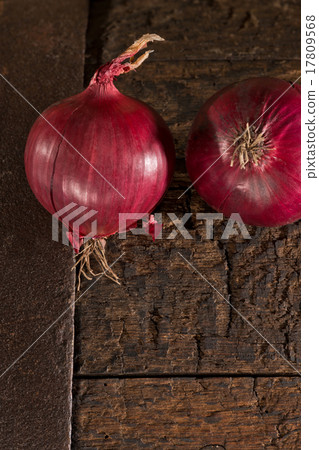 two onions 17809568
