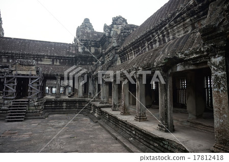 Angkor Wat Third Corridor 17812418