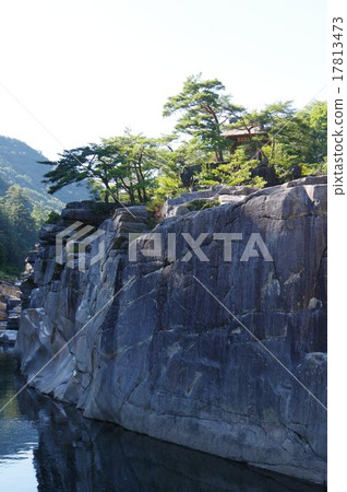 睡覺的地板（鋸心）地板岩邊擴展 17813473