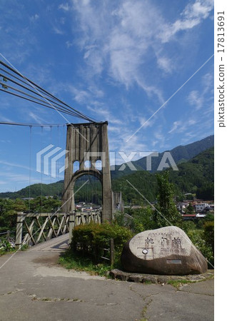 Momosuke Bridge (Momosukushi) Important Cultural Property 17813691