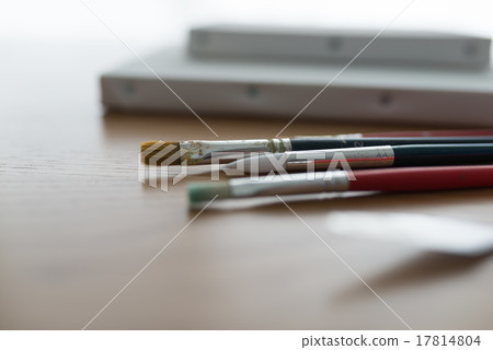 Brush and canvas Brush and canvas 17814804