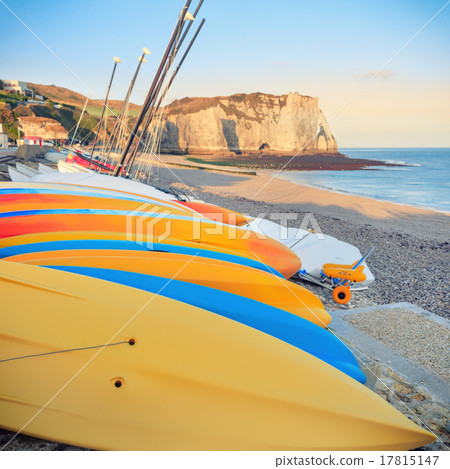 Morning view of Etretat beach, France 17815147