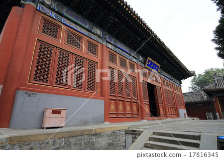 Beijing Shunsuji Temple Ohio Treasure Hall Beijing Shunsuji Temple Ohio Treasure Hall 17816345