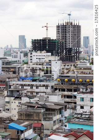 building construction in a urban area 17816425