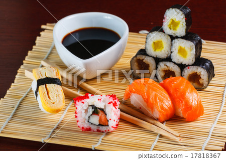 Japanese seafood sushi Japanese seafood sushi 17818367