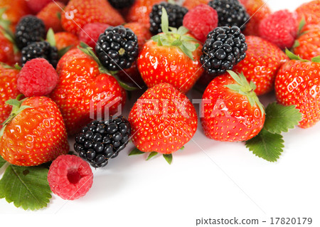 Berries Berries 17820179