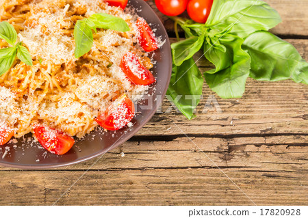 Pasta with chicken 17820928