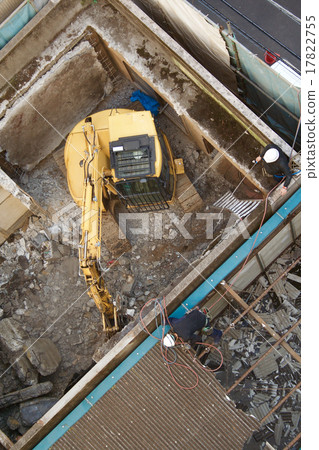 Building demolition site scooter excavator (hydraulic crusher) Building demolition site scooter excavator (hydraulic crusher) 17822755