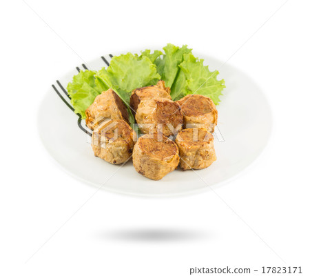 deep Fried Crab, Shrimp Roll in the place with vegetable on whit deep Fried Crab, Shrimp Roll in the place with vegetable on whit 17823171