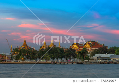 Grand palace river side at evening time in Bangkok, Thailand 17823907
