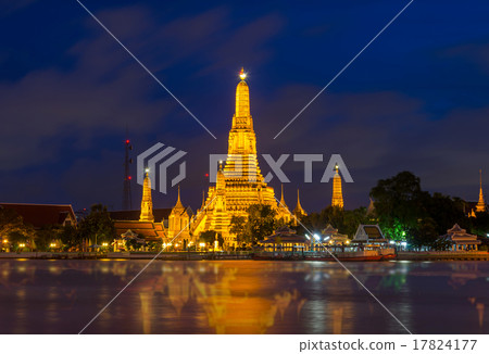 Wat Arun river side with Chao Phraya River in Bangkok at twiligh 17824177