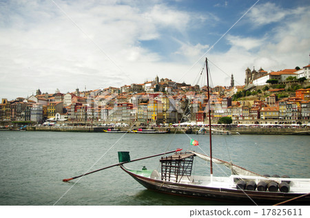 Boat on the river Boat on the river 17825611