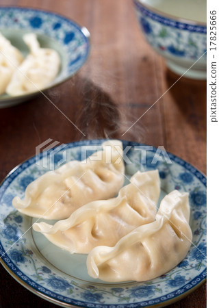 Chinese food boiled dumplings Chinese food boiled dumplings 17825666
