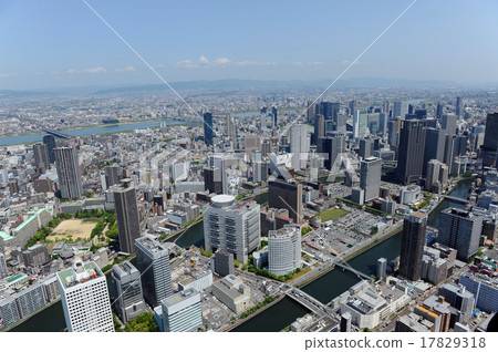 Aerial view of Nakanoshima in Osaka 17829318