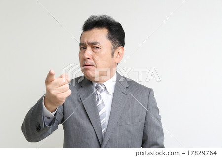 高級男性 17829764