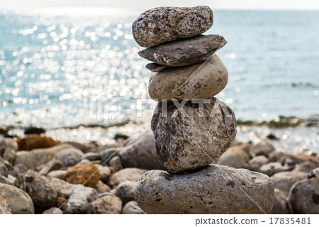 Art of stone balance 17835481