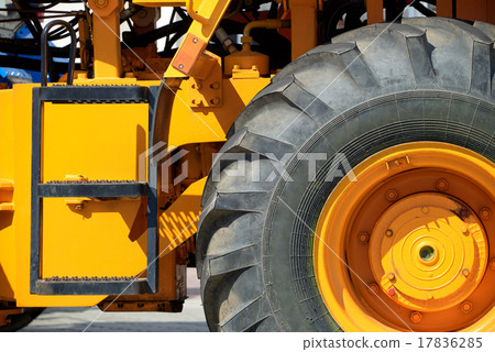 big truck wheel closeup big truck wheel closeup 17836285