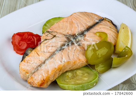 Baked salmon 17842600
