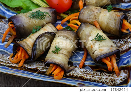 Eggplant rolls with carrot Eggplant rolls with carrot 17842634