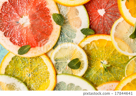 citrus slices 17844641