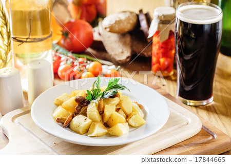 potato with mushrooms 17844665