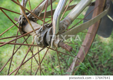 Close up of an old Bicycle Wheel 17847641