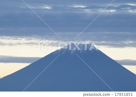 沉默富士 沉默富士 17851851
