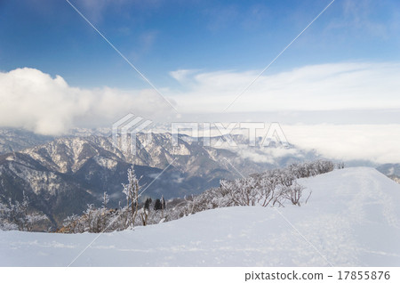 Snowy mountains in winter Snowy mountains in winter 17855876