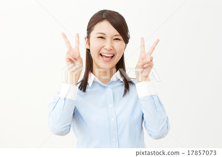 女商人和平標誌 17857073