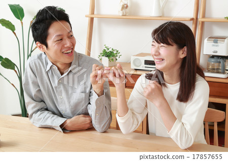 A young couple who makes a ceremony A young couple who makes a ceremony 17857655
