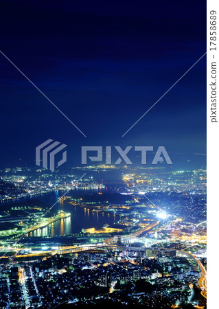 New Japan's Three Major Night Scenes: Night View from Kitakyushu City Utakurayama 17858689