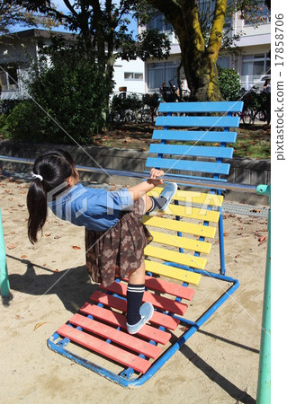 Forward upward circling 17858706