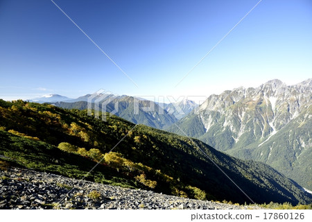 蝴蝶，早晨風景（照片點：蝴蝶山Hutte） 17860126