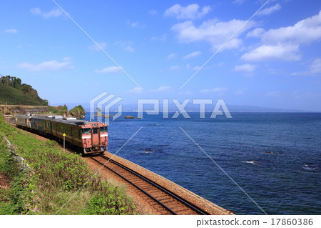 Hikimi line going autumn Hikimi line going autumn 17860386