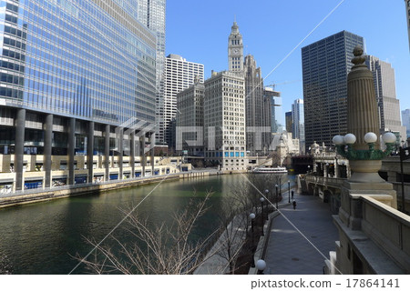Chicago River and Wrigleyville 17864141