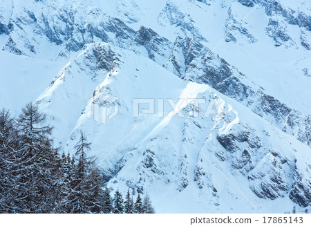 Samnaun Alps winter view (Swiss). Samnaun Alps winter view (Swiss). 17865143