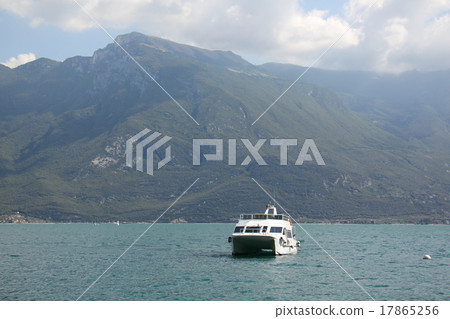 steamship 17865256