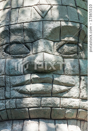 Maya Aztec style stone statue Maya Aztec style stone statue 17865810