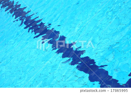 Swimming pool 17865995