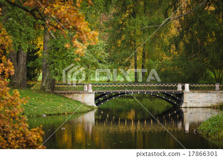 Bridge at autumn time Bridge at autumn time 17866301