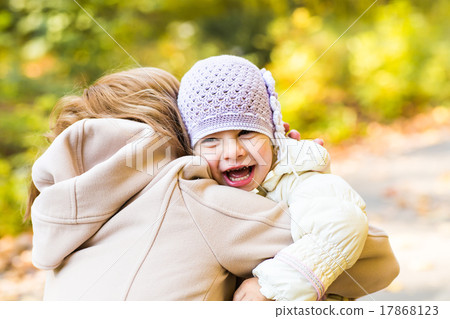 happy family: mother and child little daughter happy family: mother and child little daughter 17868123