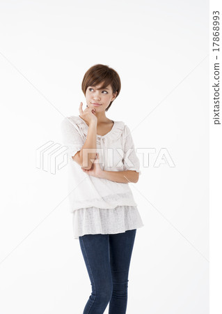 Housewife 17868993