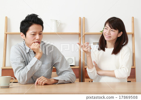 年輕夫婦戰鬥 年輕夫婦戰鬥 17869508