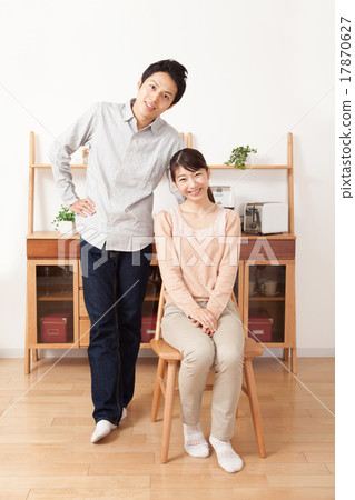 Young men and women couples portrait Young men and women couples portrait 17870627
